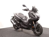 X-ADV 350 NHB52 Matt Carbonium Grey Metallic Foto