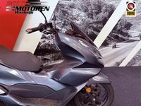 WW 125 AM PCX 125 Foto