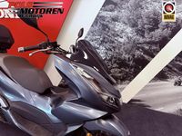 WW 125 AM PCX 125 Foto