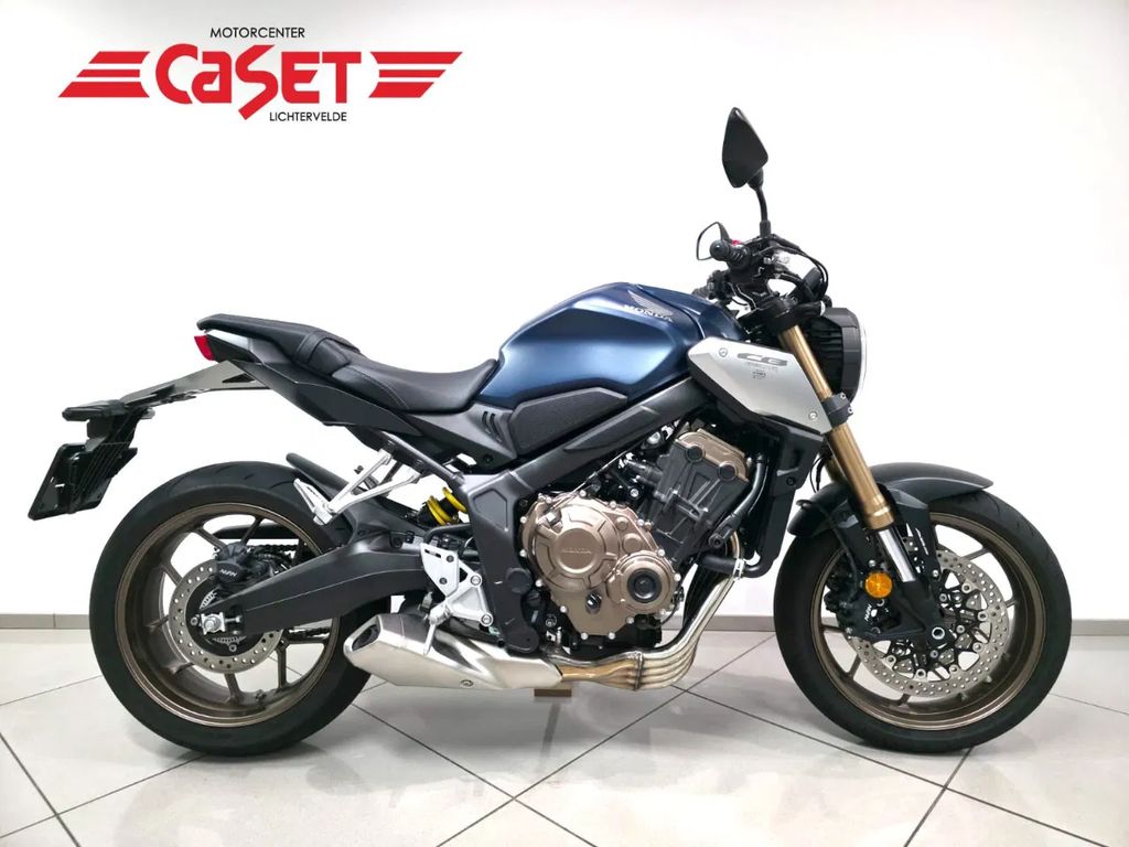 CB 650 RA  CB 650 RA