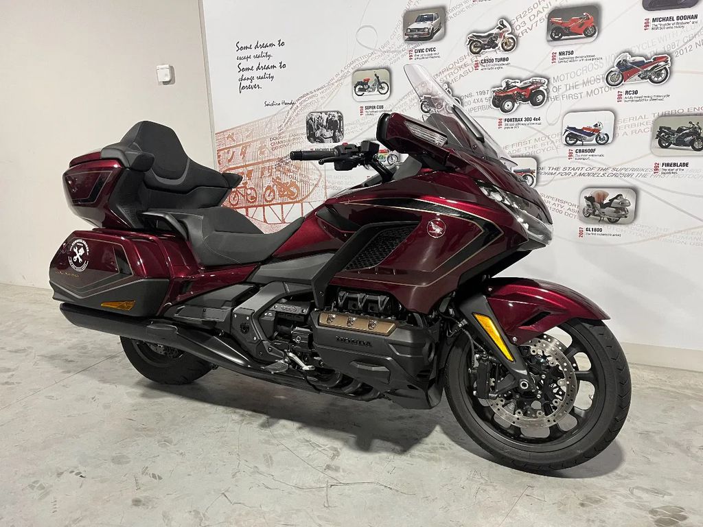  GL1800 Goldwing anniversary edition (BTW moto)