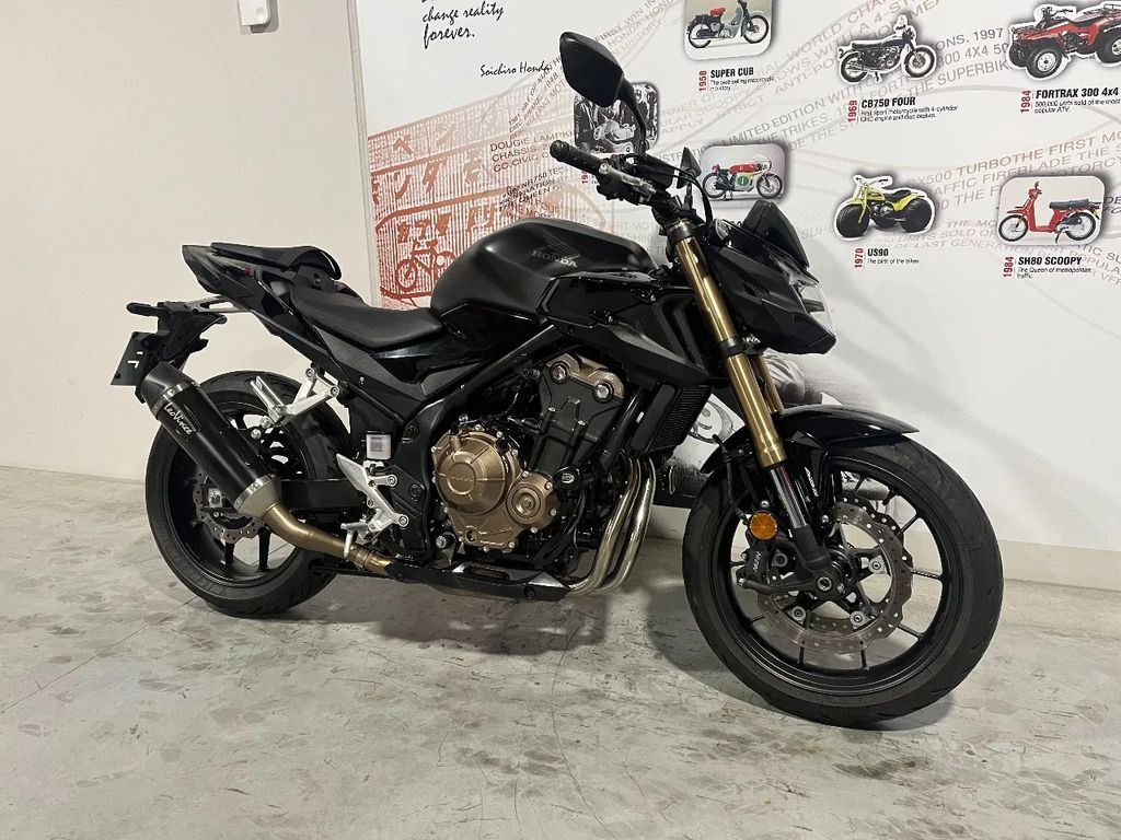  CB500F met verlagingskit in topstaat met extra's