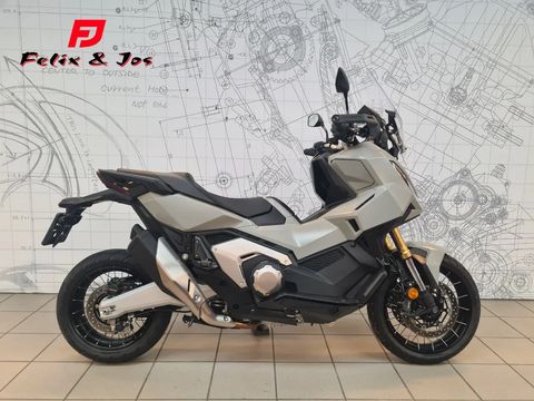  X-ADV 750
