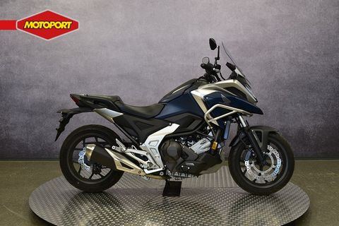  NC 750 X DCT