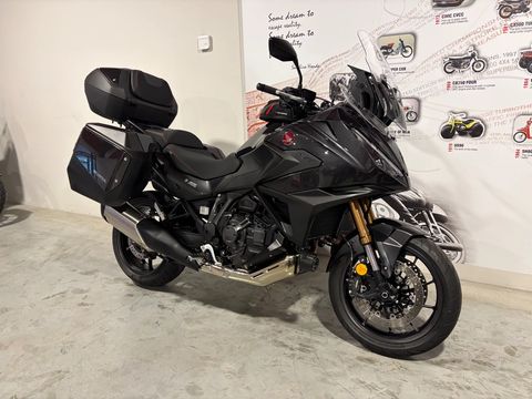  Nt1100 DCT E-suspension met voyage pakket