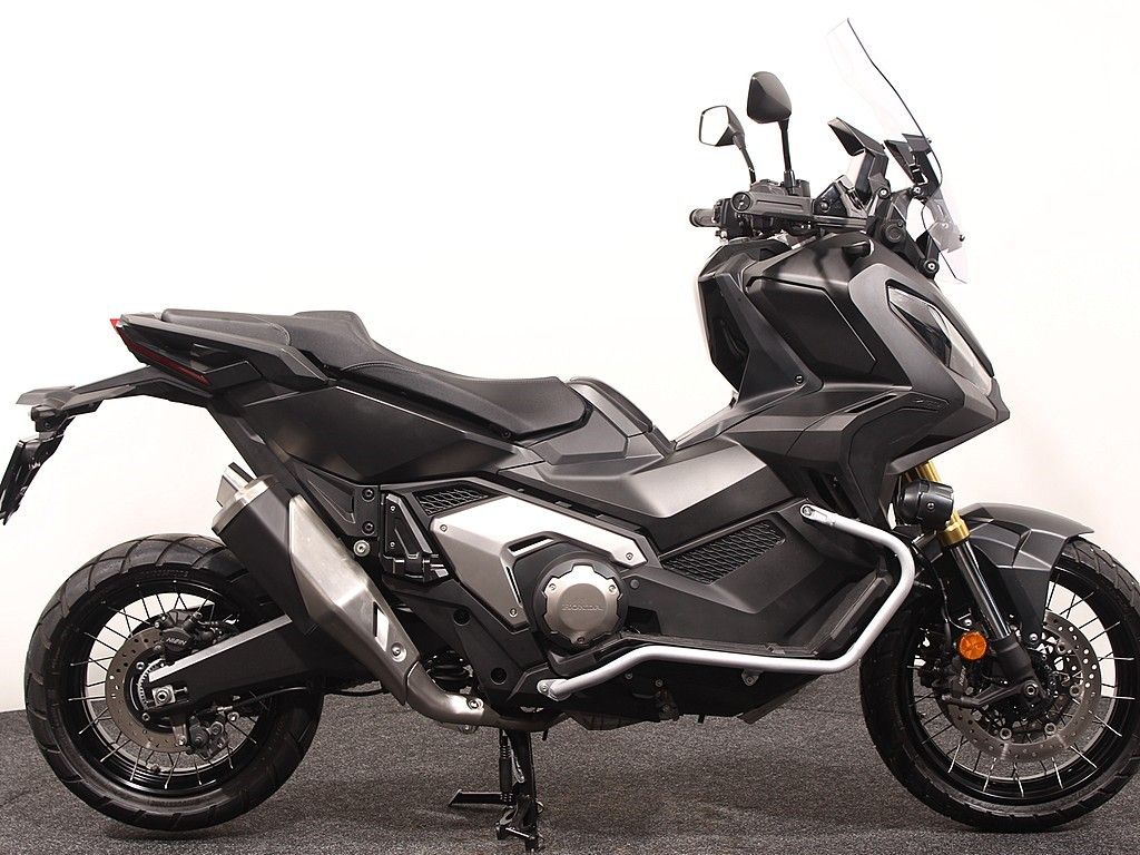  X-ADV 750