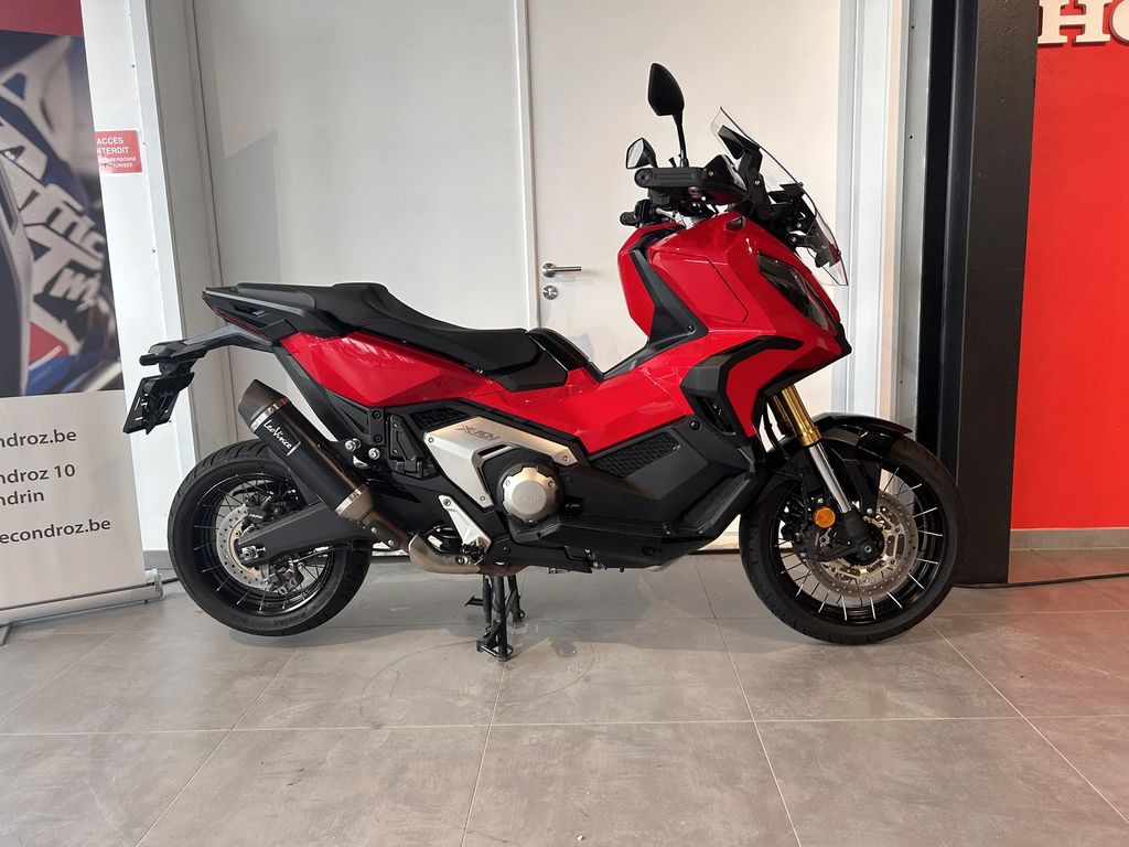  X-ADV