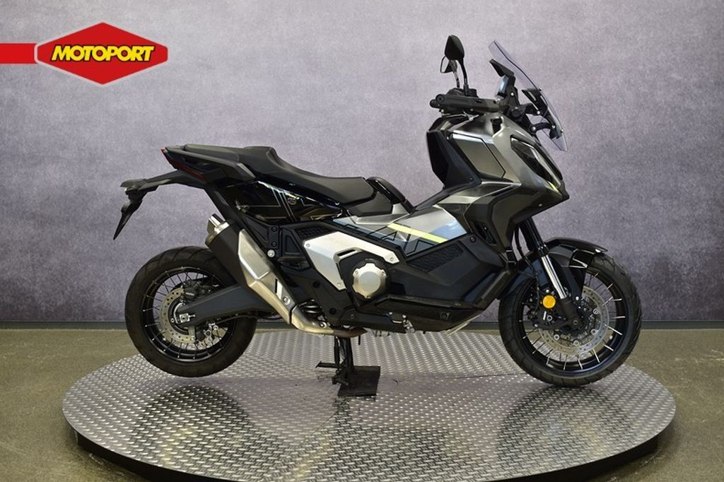  X ADV