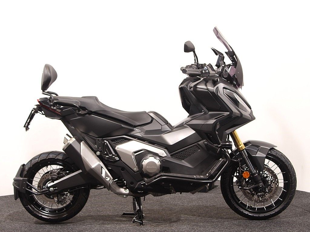 X-ADV 750