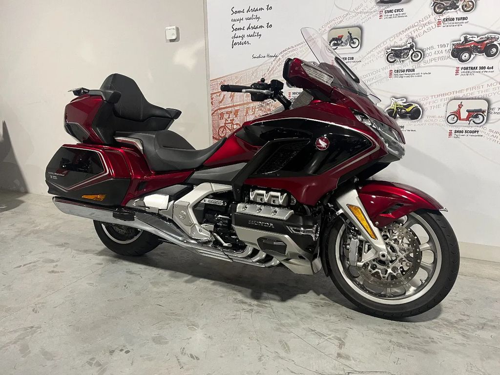  GL 1800 Goldwing DCT in mooie staat