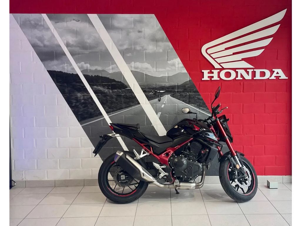 CB750 Hornet