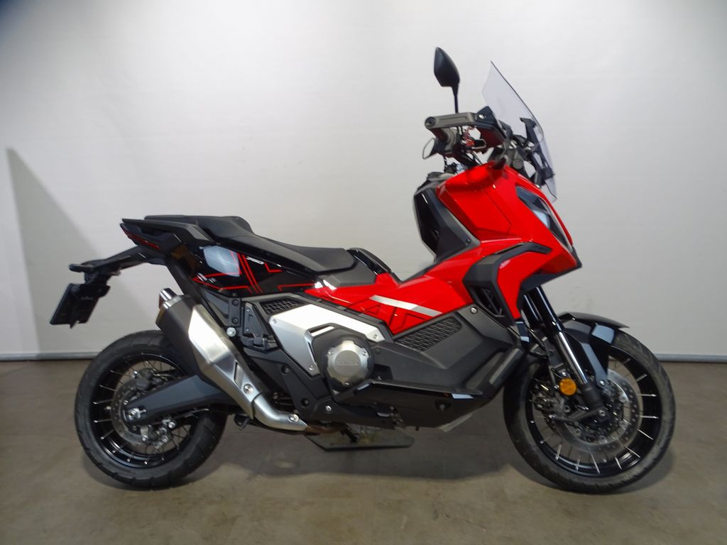  X-ADV