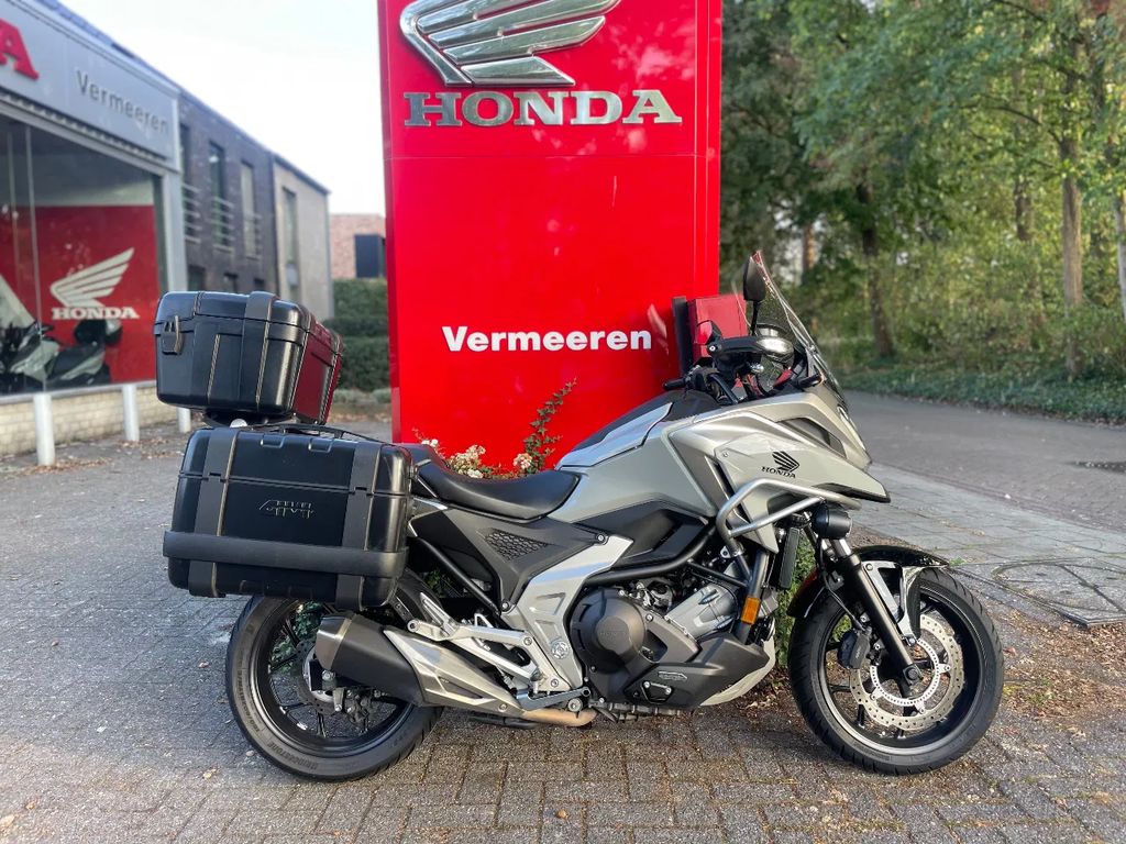  NC750X DCT