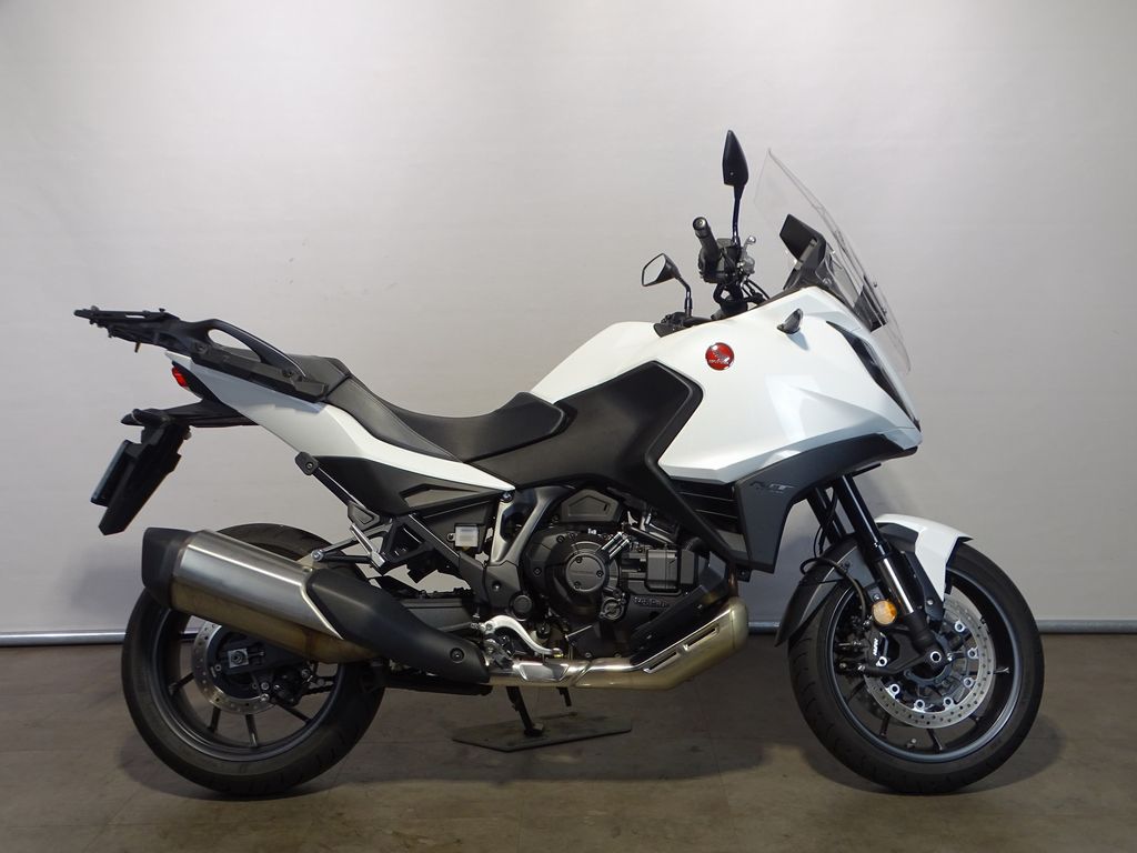  NT 1100 DCT