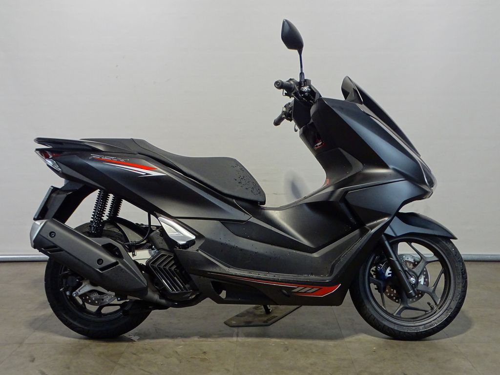  PCX 125