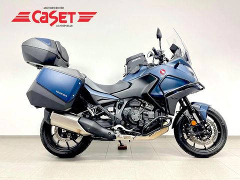  NT 1100 D