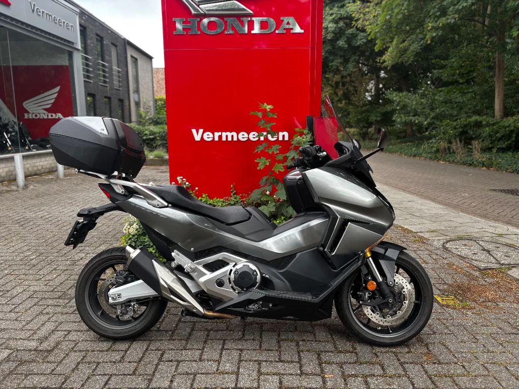  NSS750 Forza