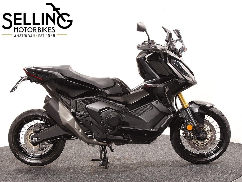  X-ADV 750