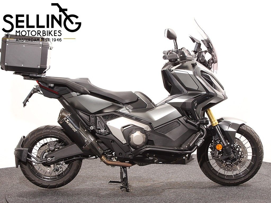  X-ADV 750