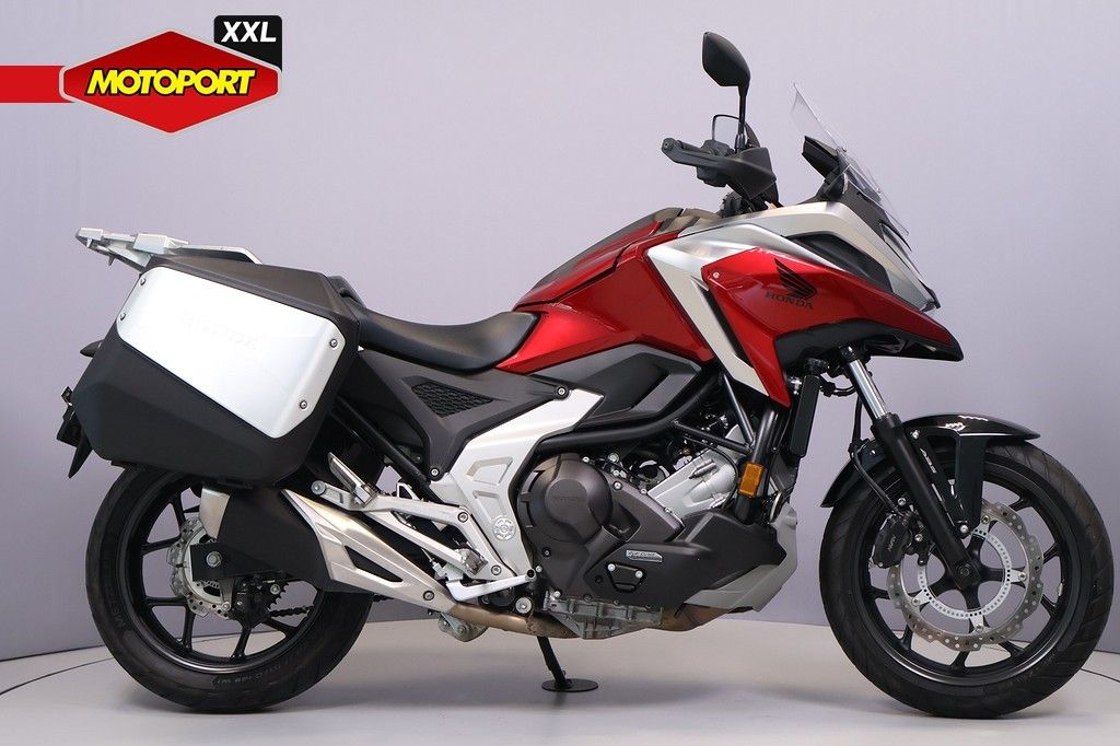  NC 750 X DCT